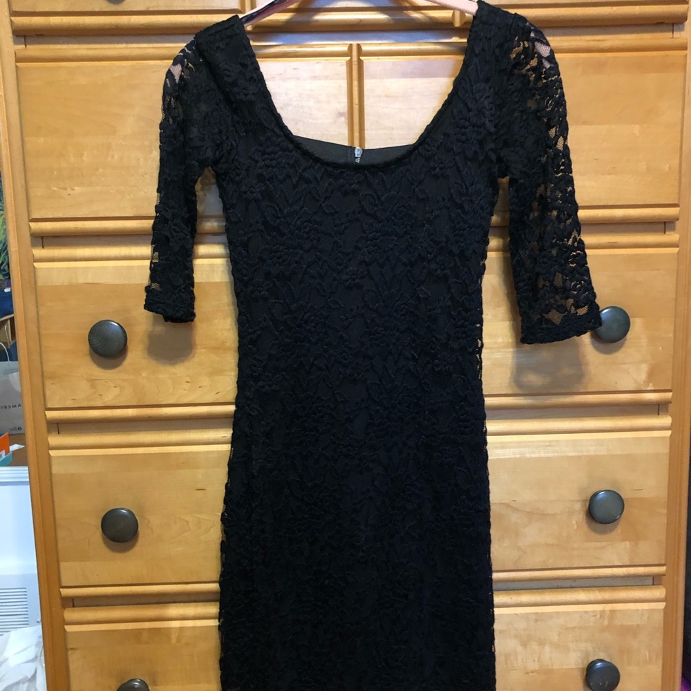 Material girl 3/4 sleeve lace mini dress